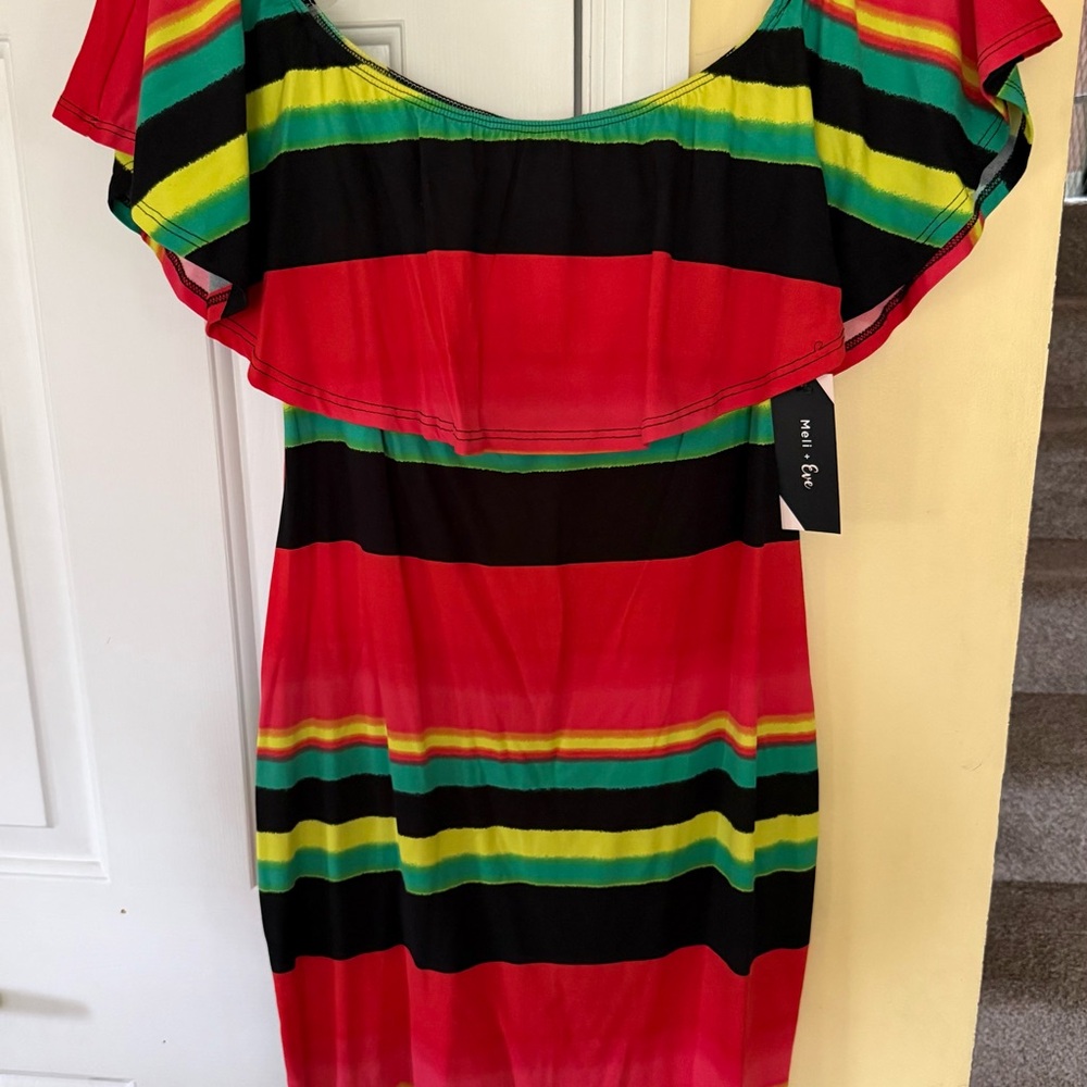 Red and Black‎ Off-Shoulder Mini Sundress